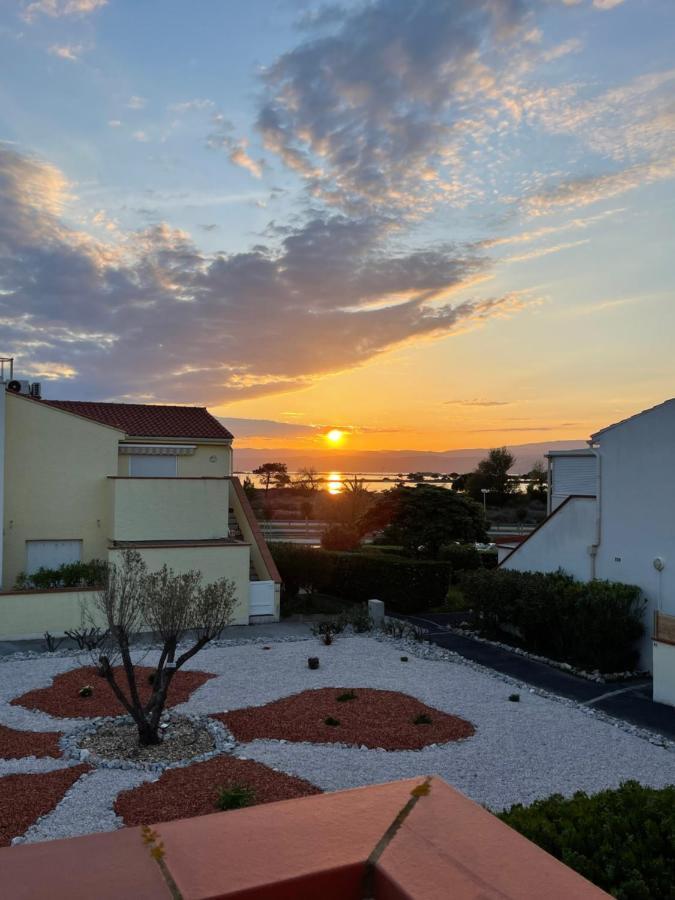 T2 Avec Terrasse, Vue Etang Et Son Coucher De Soleil, Plage A Proximite, Wifi Et Place De Parking Gratuit Que L On Nomme Puesta De Sol Le Barcarès エクステリア 写真